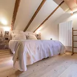 La Casa Dello Scoiattolo Cir Comunale N 20 *