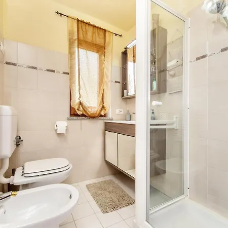 La Casa Dello Scoiattolo Cir Comunale N 20 Gressan