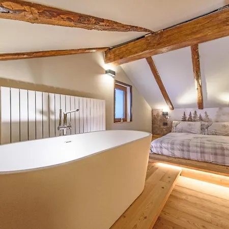 La Casa Dello Scoiattolo Cir Comunale N 20 Hébergement de vacances Gressan